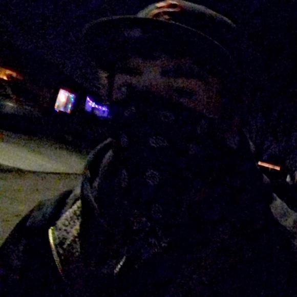 Meet your Posher, Juan - Picture 1 of 1